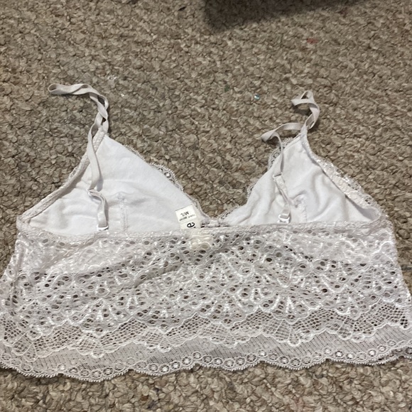 lacy white bralette - Picture 2 of 8